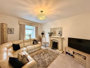 Photo 8- click for photo gallery